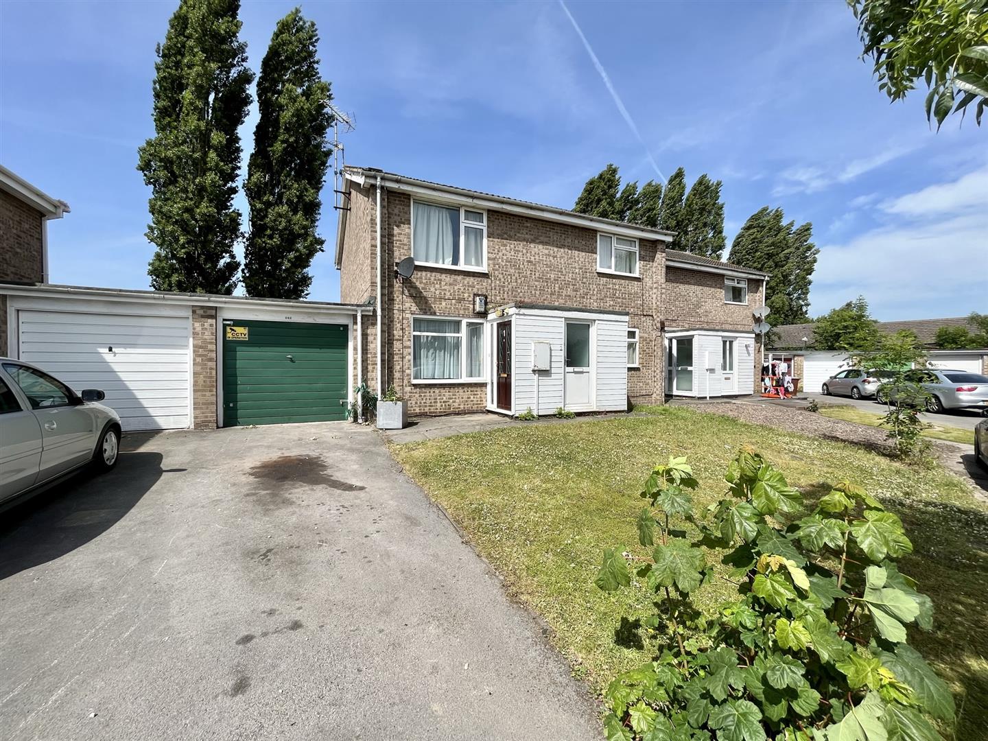 Staindale Court, Nottingham. Robert Ellis Estate Agents